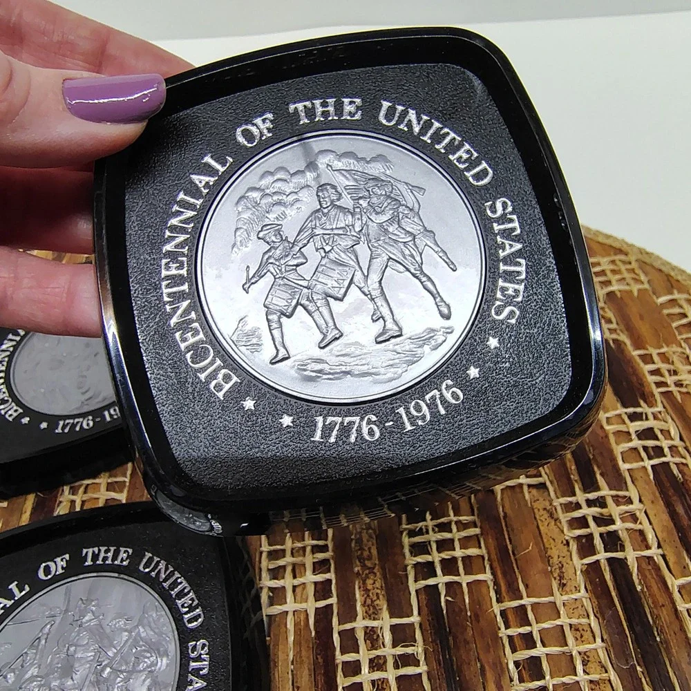American Bicentennial Coasters 1776-1976 Set of 4 Vtg Home‎ Decor Black Silver